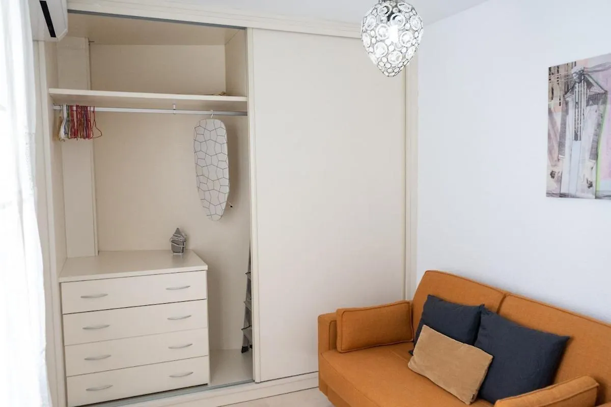 Beautiful Apartment In Triana, Sevillarooms  Seville