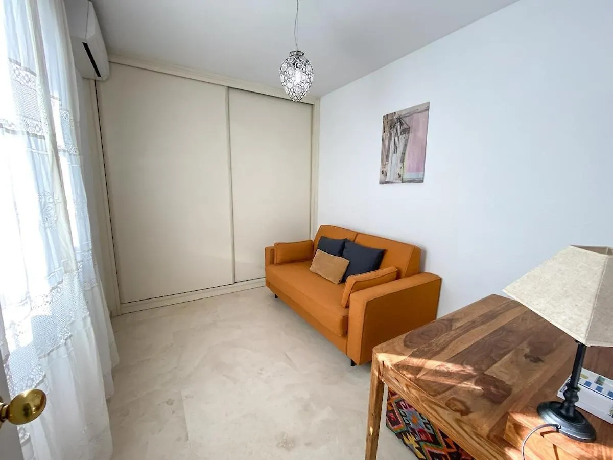 Beautiful Apartment In Triana, Sevillarooms Spain