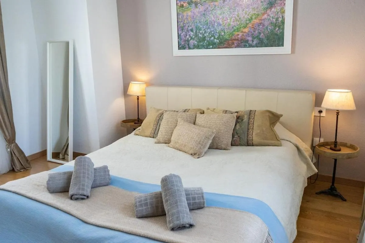 Beautiful Apartment In Triana, Sevillarooms Seville