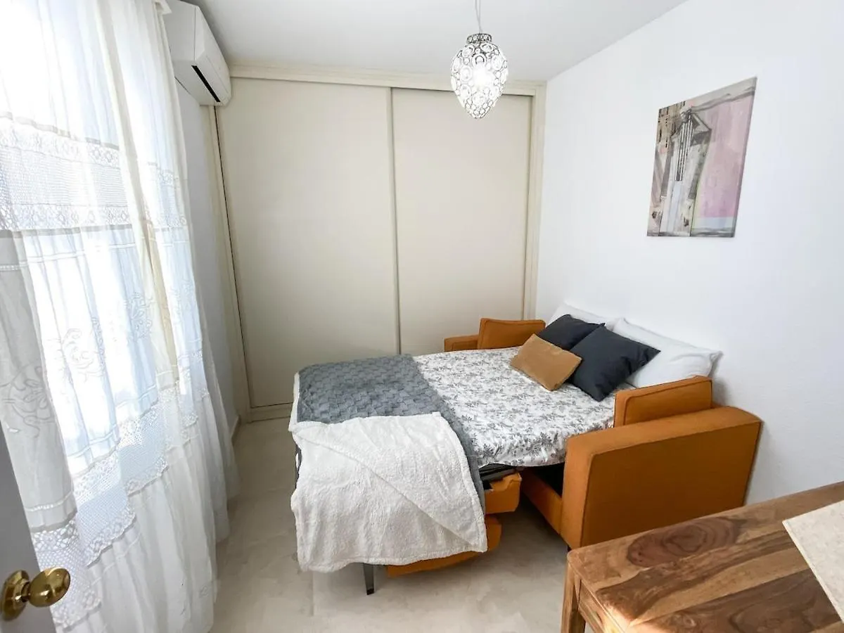 Beautiful Apartment In Triana, Sevillarooms 0*, Seville