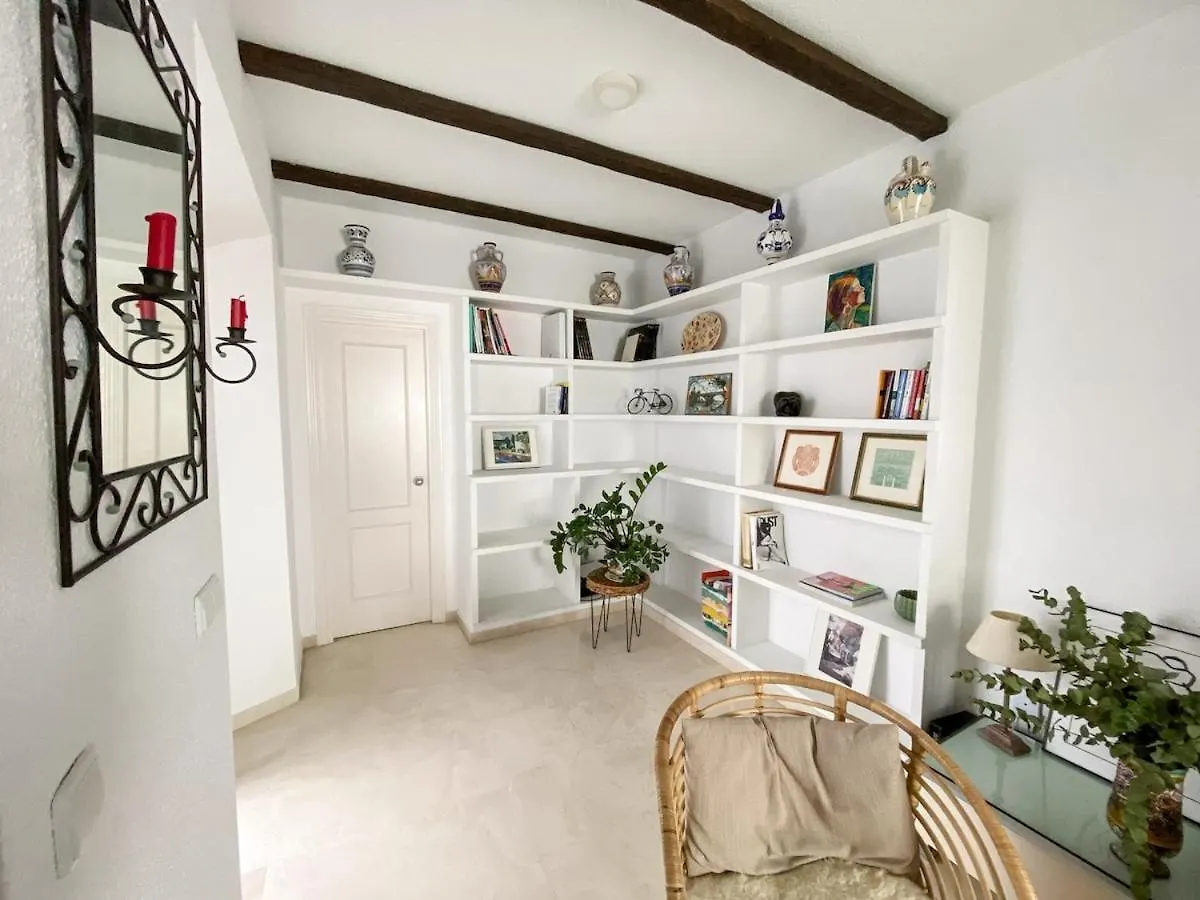 Beautiful Apartment In Triana, Sevillarooms  Seville