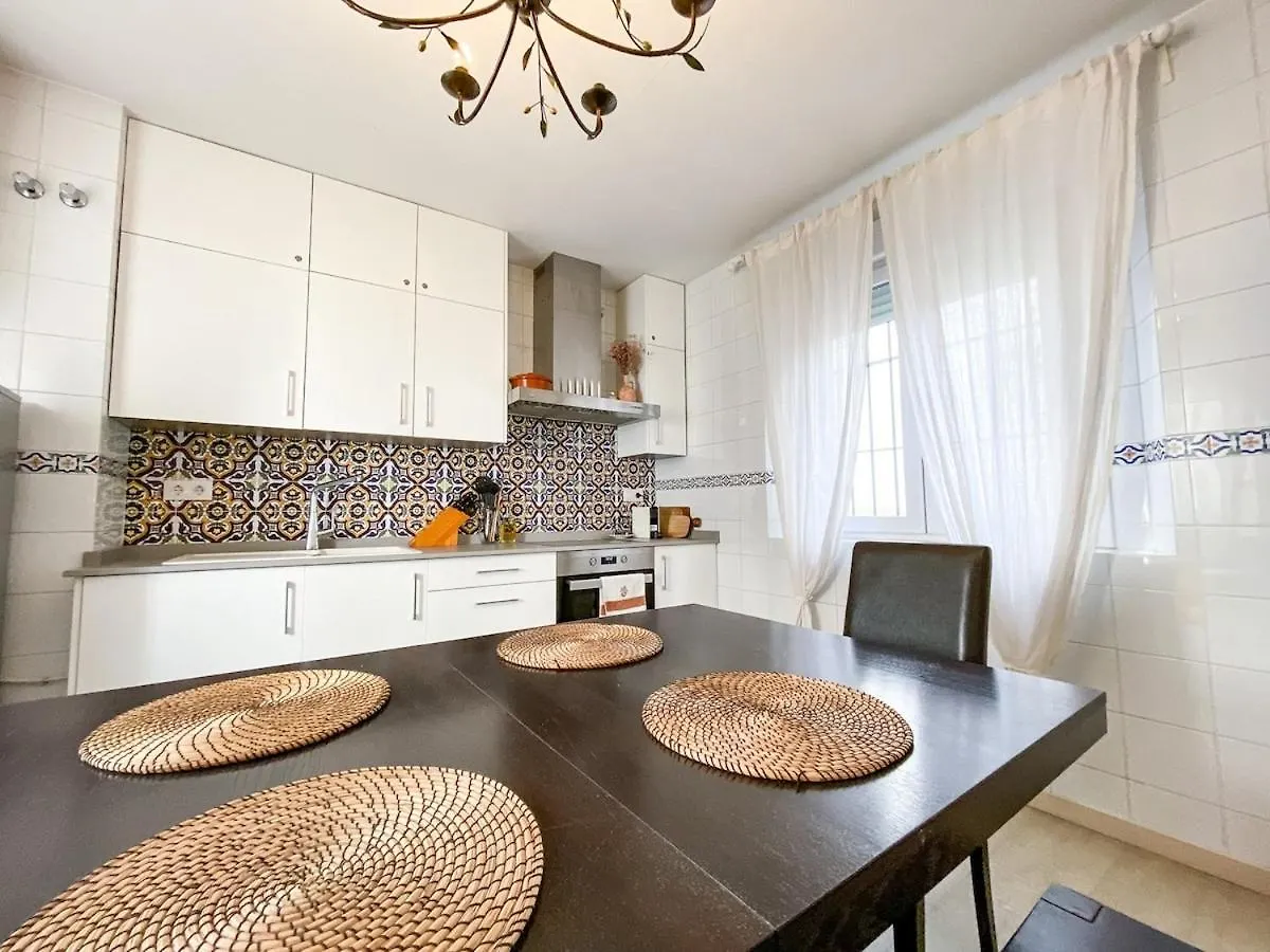 Beautiful Apartment In Triana, Sevillarooms