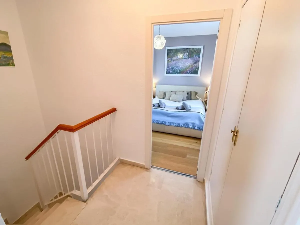 Beautiful Apartment In Triana, Sevillarooms  Seville