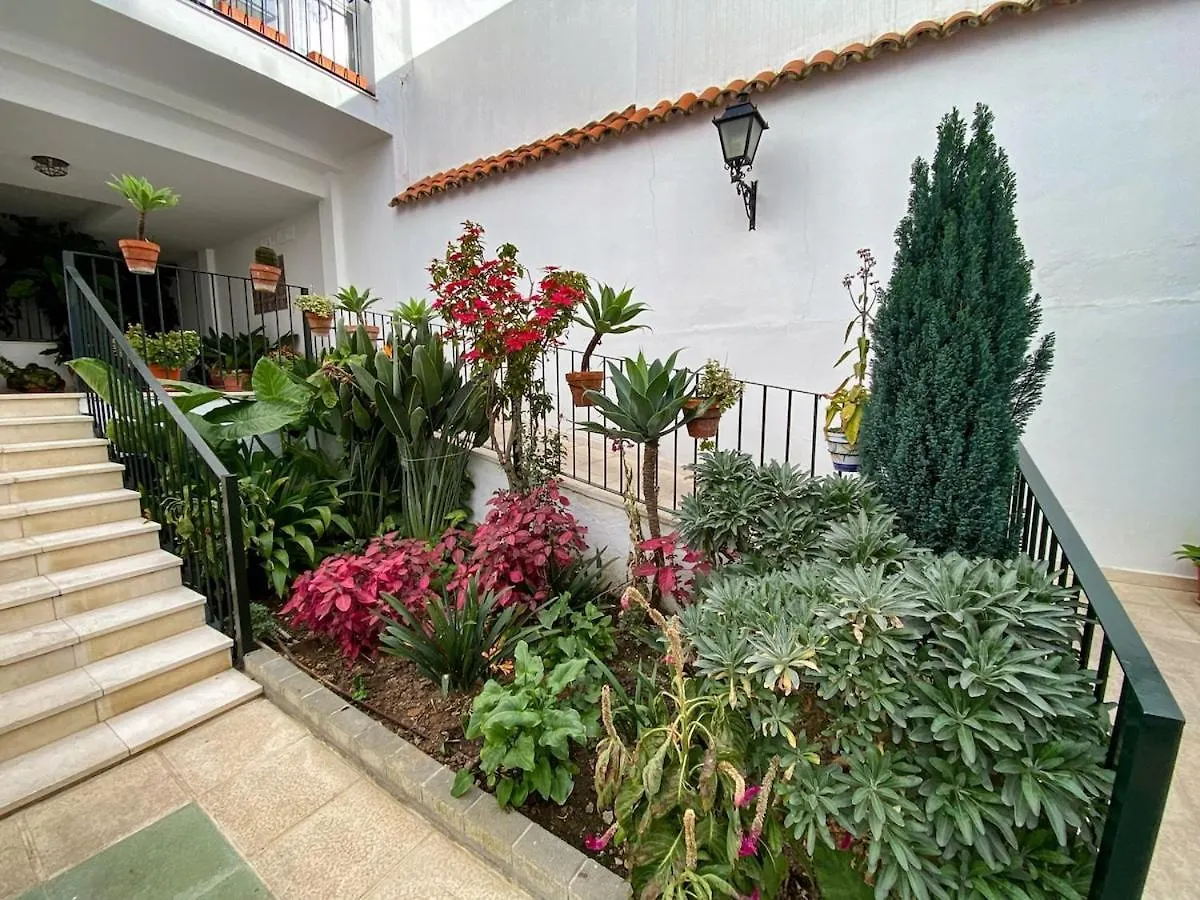 Beautiful Apartment In Triana, Sevillarooms